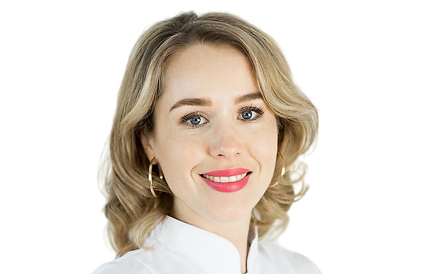 Южакова Анна Евгеньевна